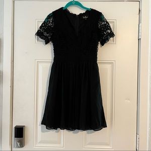 Black Lulu’s dress